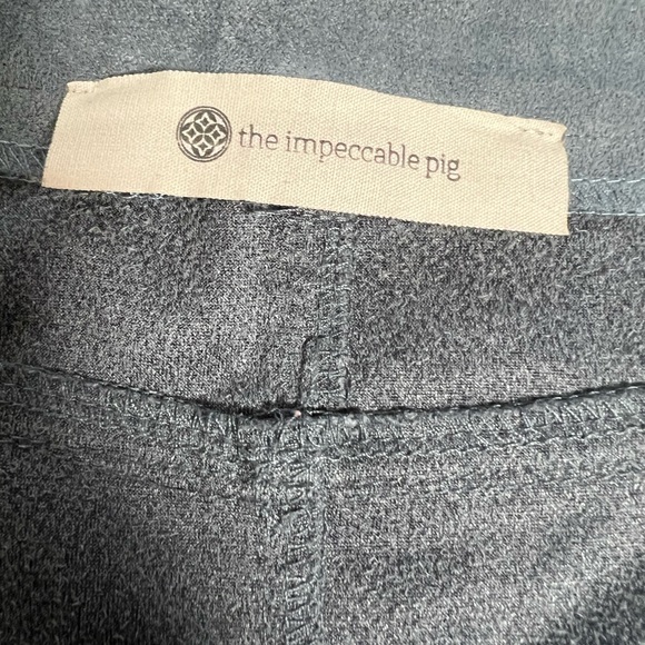 The Impeccable Pig button front skirt-‎ large - Picture 2 of 8